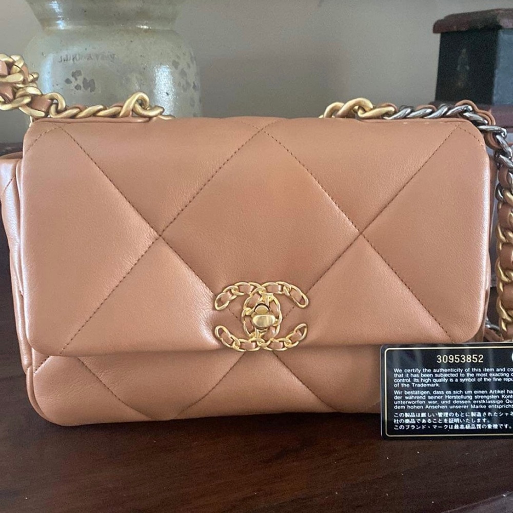 Chanel 19 small in caramel (21p)- Sold